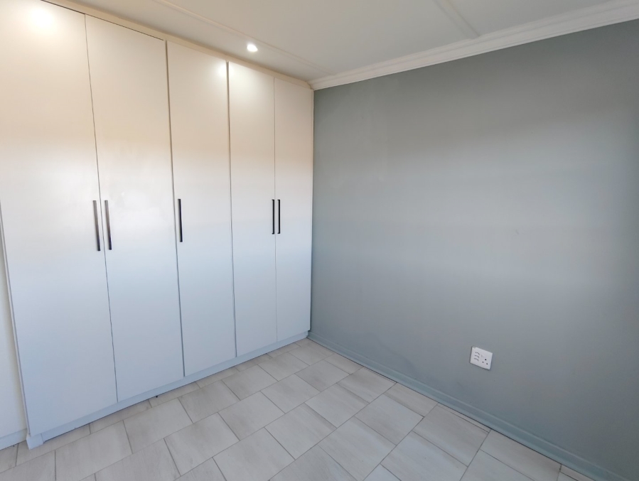 2 Bedroom Property for Sale in Kellys View Free State